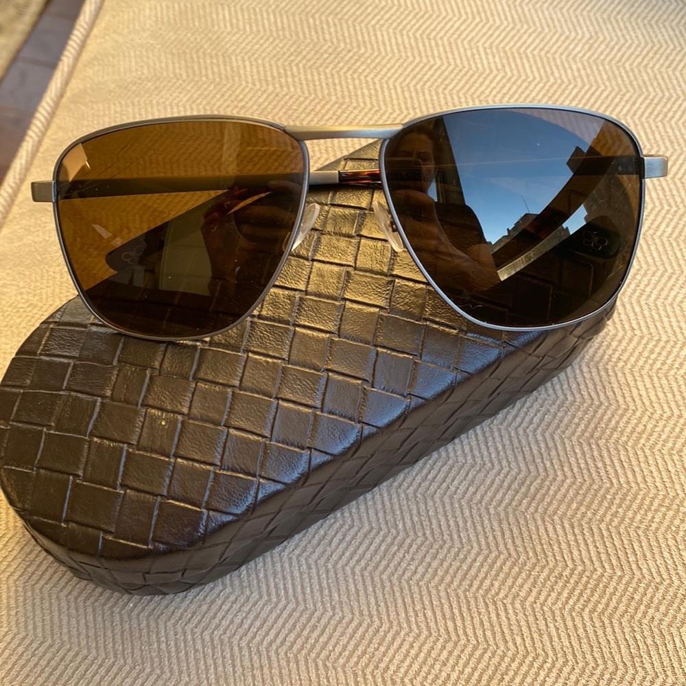 Bottega Veneta Aviator Polarized Sunglasses w Leather Intrecciato Hard C…